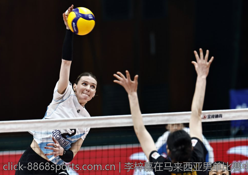 李梓嘉在马来西亚男单比赛中的最新比分信息一览